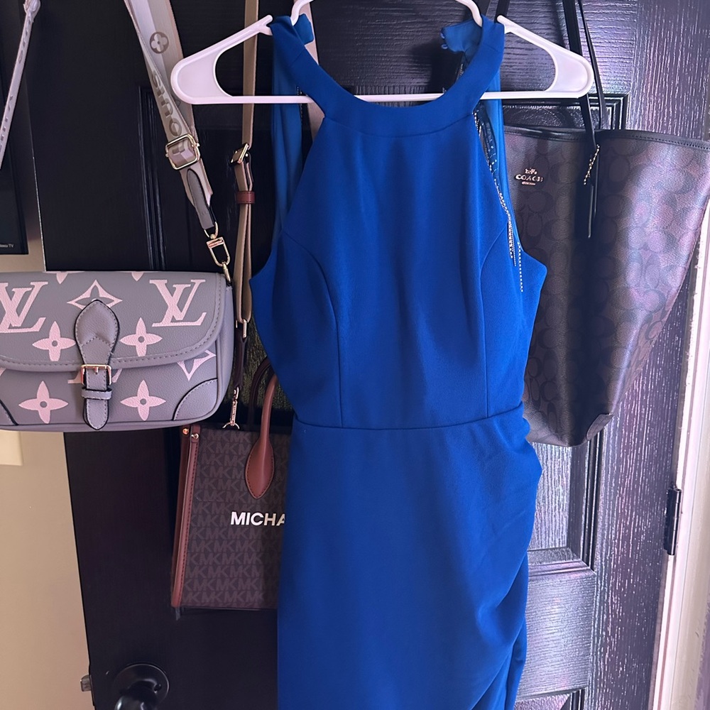 Elegant Blue Sleeveless Dress